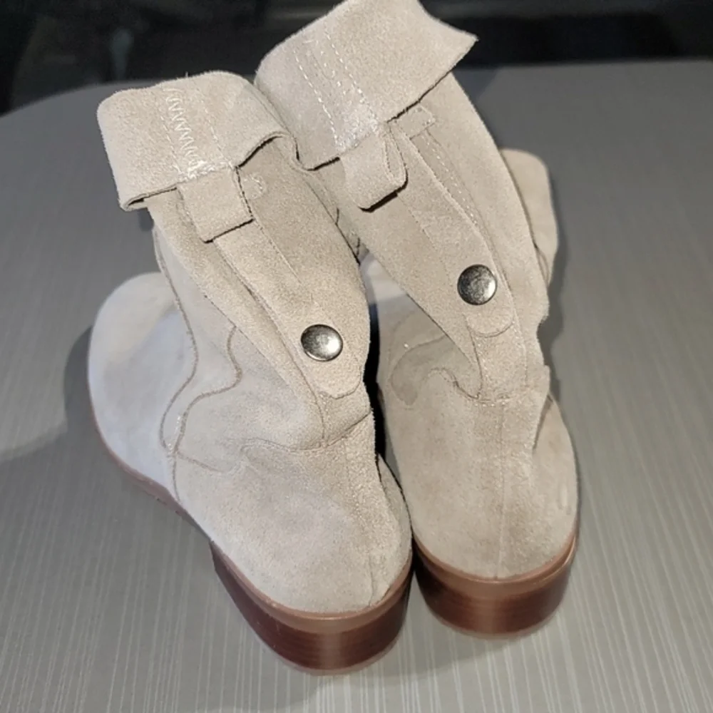 Sole Society Calanth Soft Suede Leather Grey/Tan Boots Women's 6M Good Condition